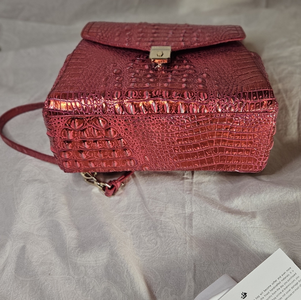 NEW Brahmin Liz backpack in the Red Dragon Melbourne Croc-Embossed Backpack - Picture 6 of 9